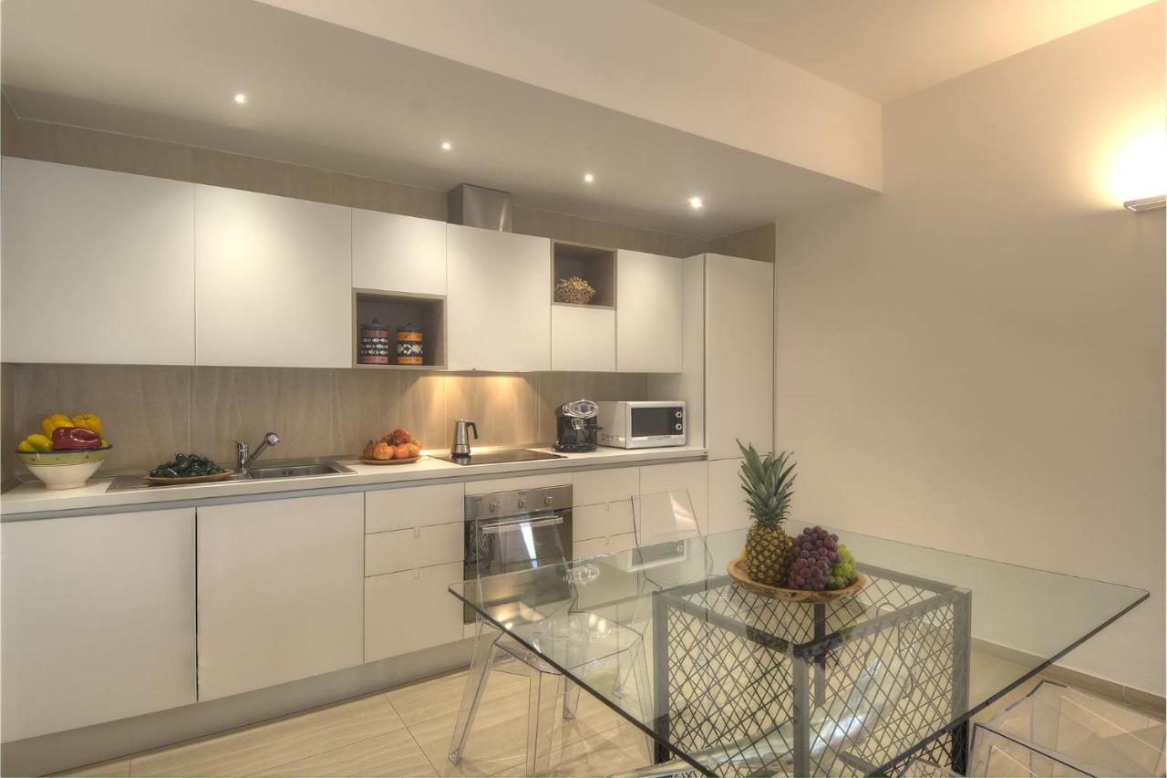 דירות ברג'ג'י Residenza Ginepri 69 מראה חיצוני תמונה