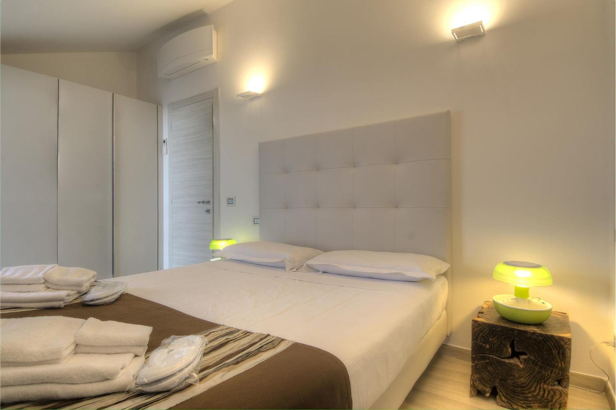 דירות ברג'ג'י Residenza Ginepri 69 חדר תמונה