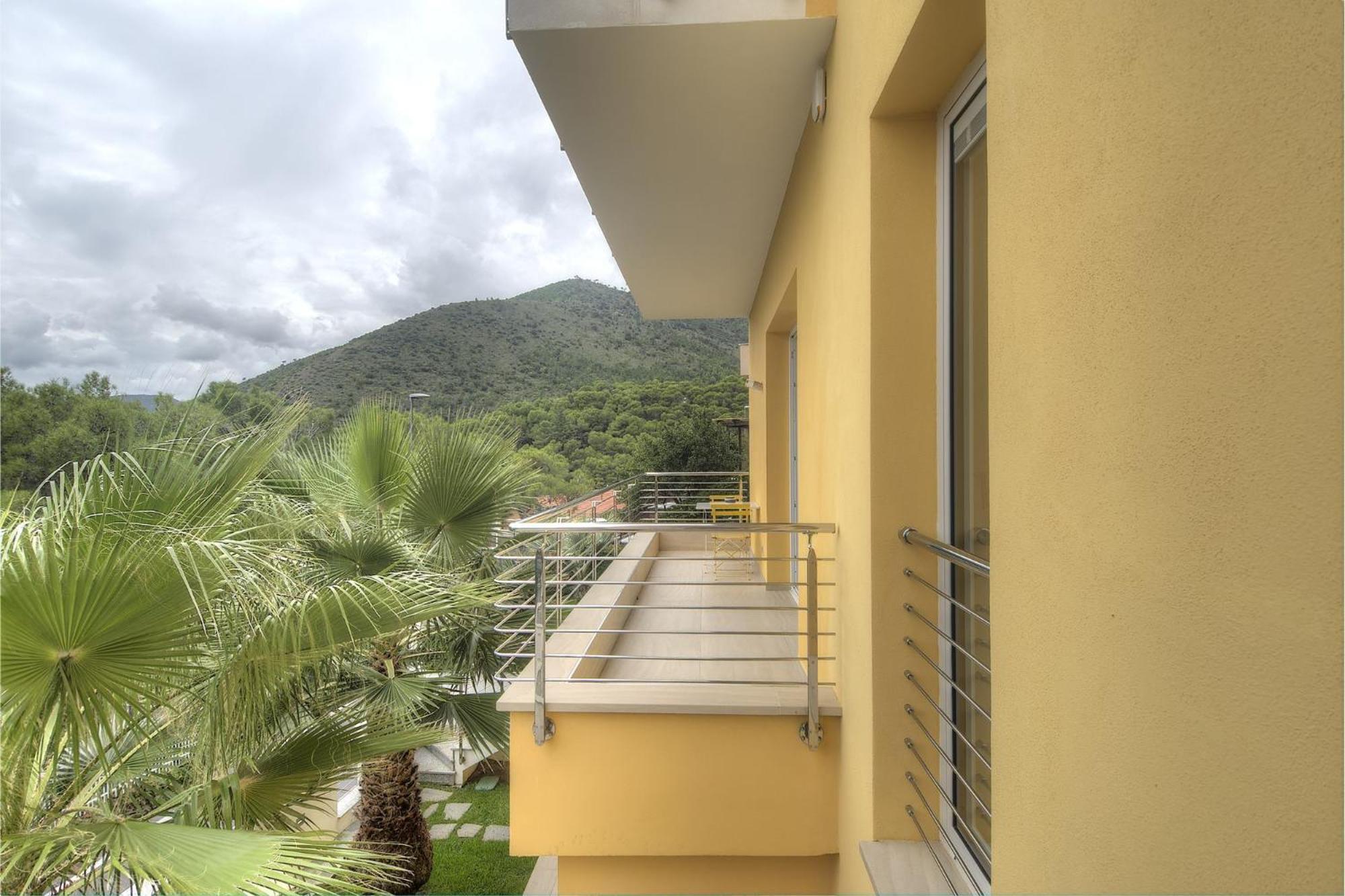 דירות ברג'ג'י Residenza Ginepri 69 חדר תמונה